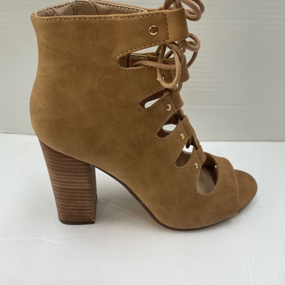 Aldo | Traylia | Tan | Lace-up Sandals | 8.5 - Picture 7 of 13